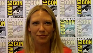 A Few Minutes with Fringe Co-Star Anna Torv at SDCC