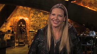Fringe - Interview with Anna Torv - Lincoln and Bolivia.mp4-00011