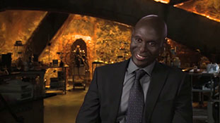 Fringe - Interview with Lance Reddick - Reading the Finale.mp4-00010