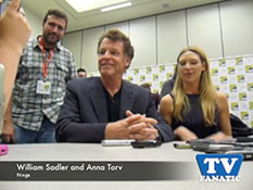 William Sadler and Anna Torv at Comic Con - TV Fanatic